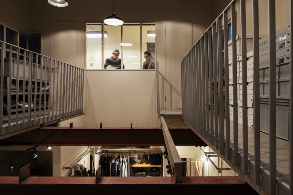 既存を生かす綿密な計算と感覚の共有。リノベーションで生まれた店舗併用住宅